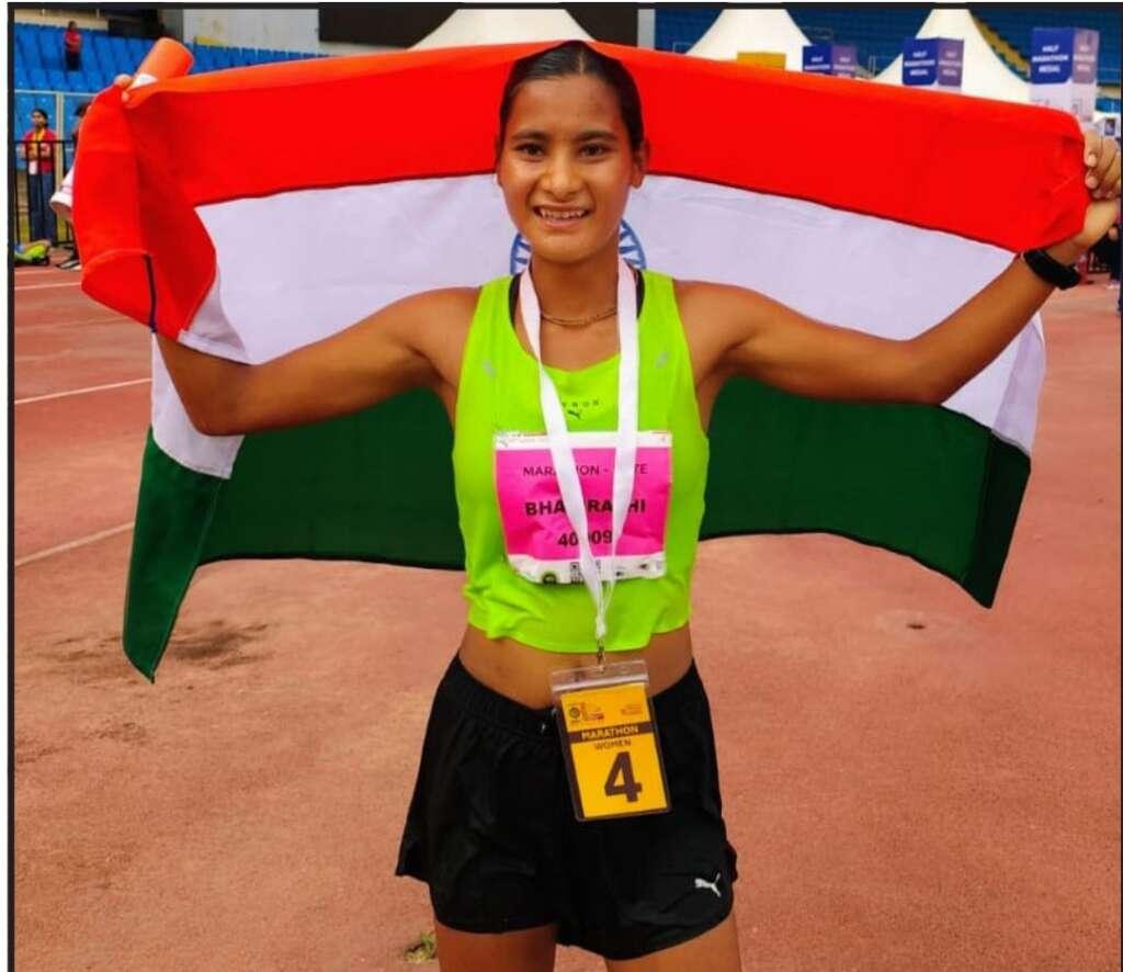 (बड़ी खबर )उत्तराखंड की बेटी भागीरथी बिष्ट ने रचा इतिहास, हासिल किया गोल्ड मेडल ।।