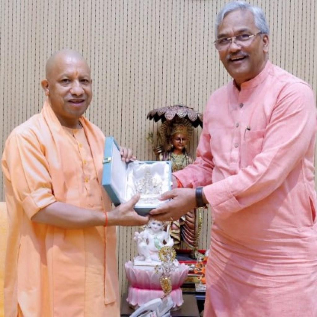 मुख्यमंत्री योगी ने क्षेत्रीय विकास और किसानों की समस्याओं पर दिखाया गंभीर रुख